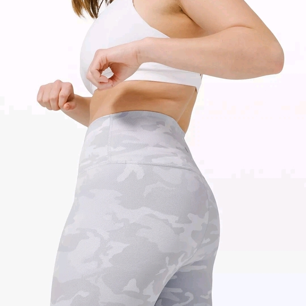 Lululemon Wunder Under Legging | Incognito Camo Jacquard Alpine White | Size 6